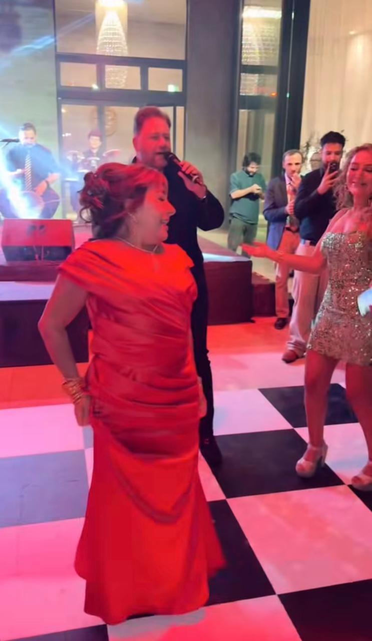 Helhue Sukni - Instagram