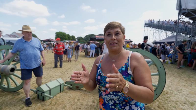 Pilar Pinilla en Siempre hay un chileno. Créditos: Canal 13