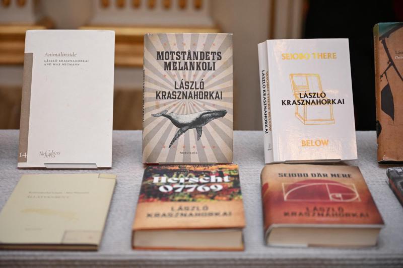 Libros del premio Nobel de Literatura, László Krasznahorkai. Créditos: AFP