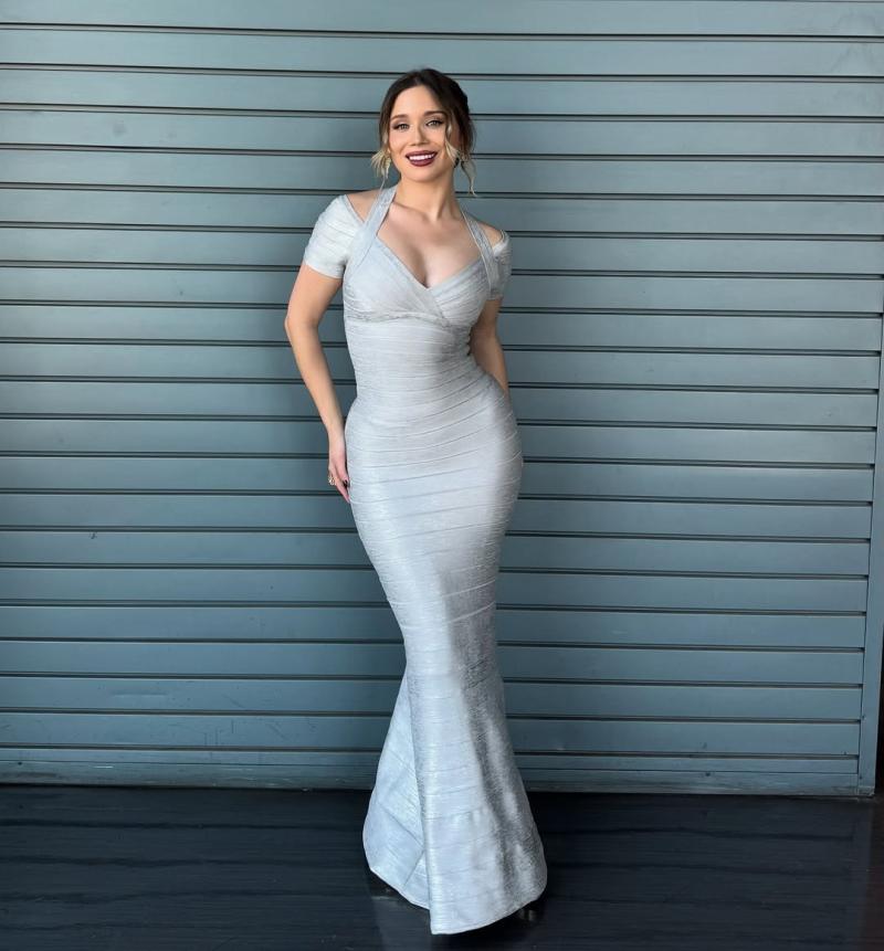 Pía Pérez | Vestido react Miss Universo