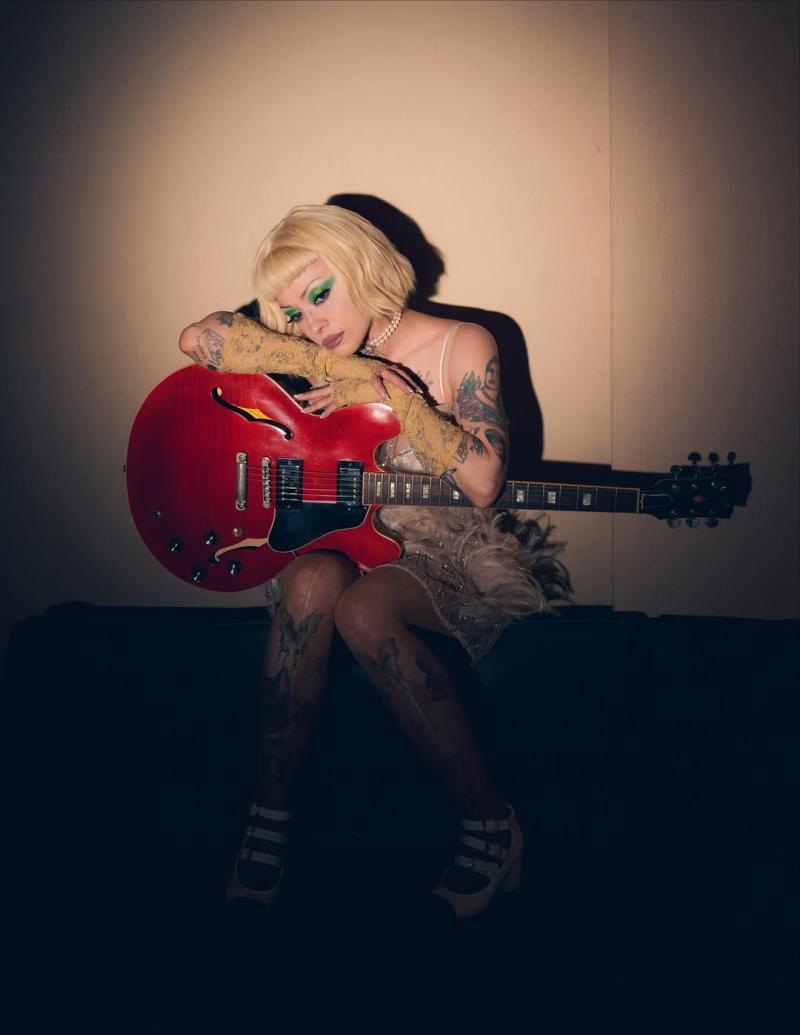 Dua Lipa homenajeará a Mon Laferte este martes en el Nacional - Instagram