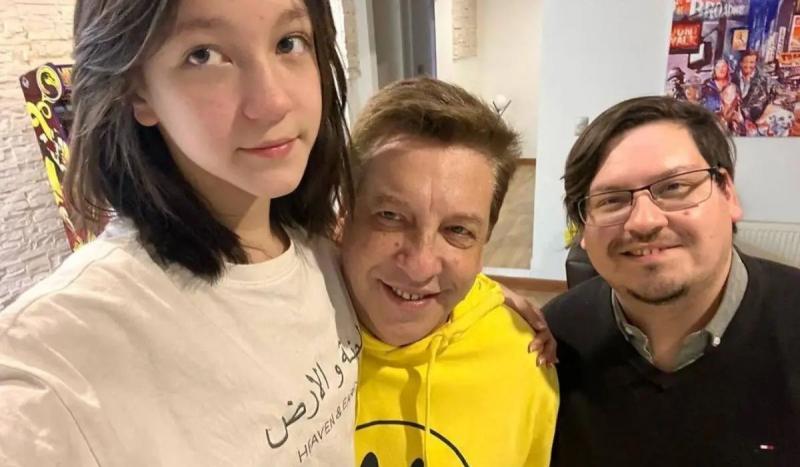 Julio César Rodríguez y sus hijos