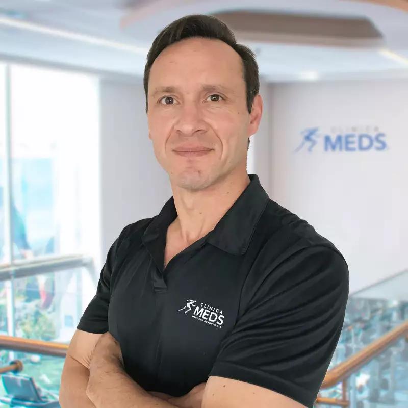 Eduardo Carrasco, esposo de María José Quintanilla - Meds