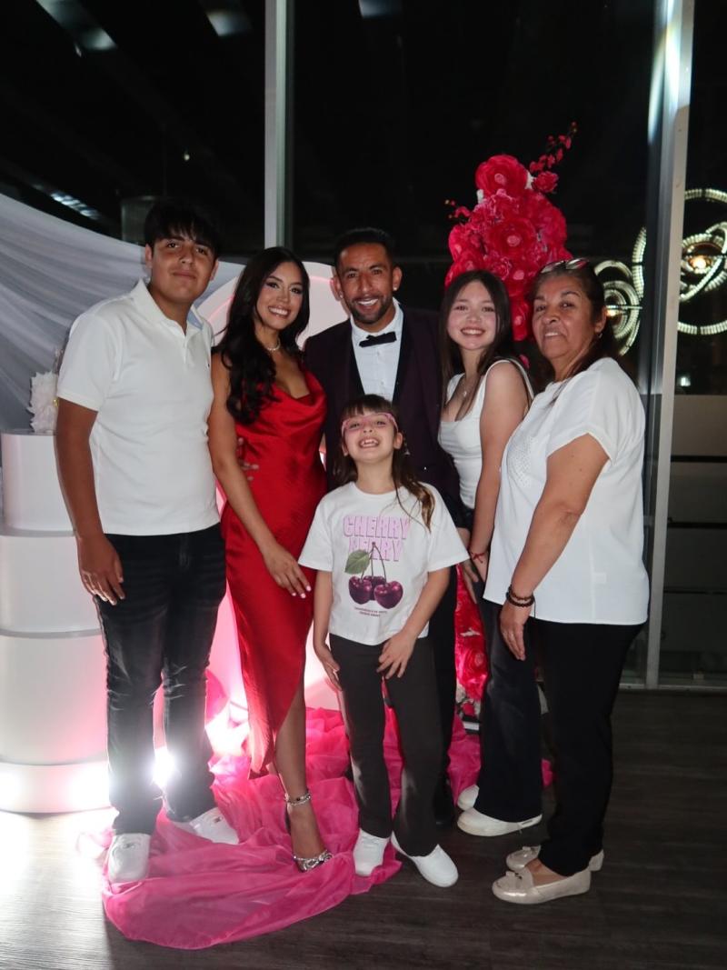 Cumpleaños pareja de Mauricio Isla | Instagram