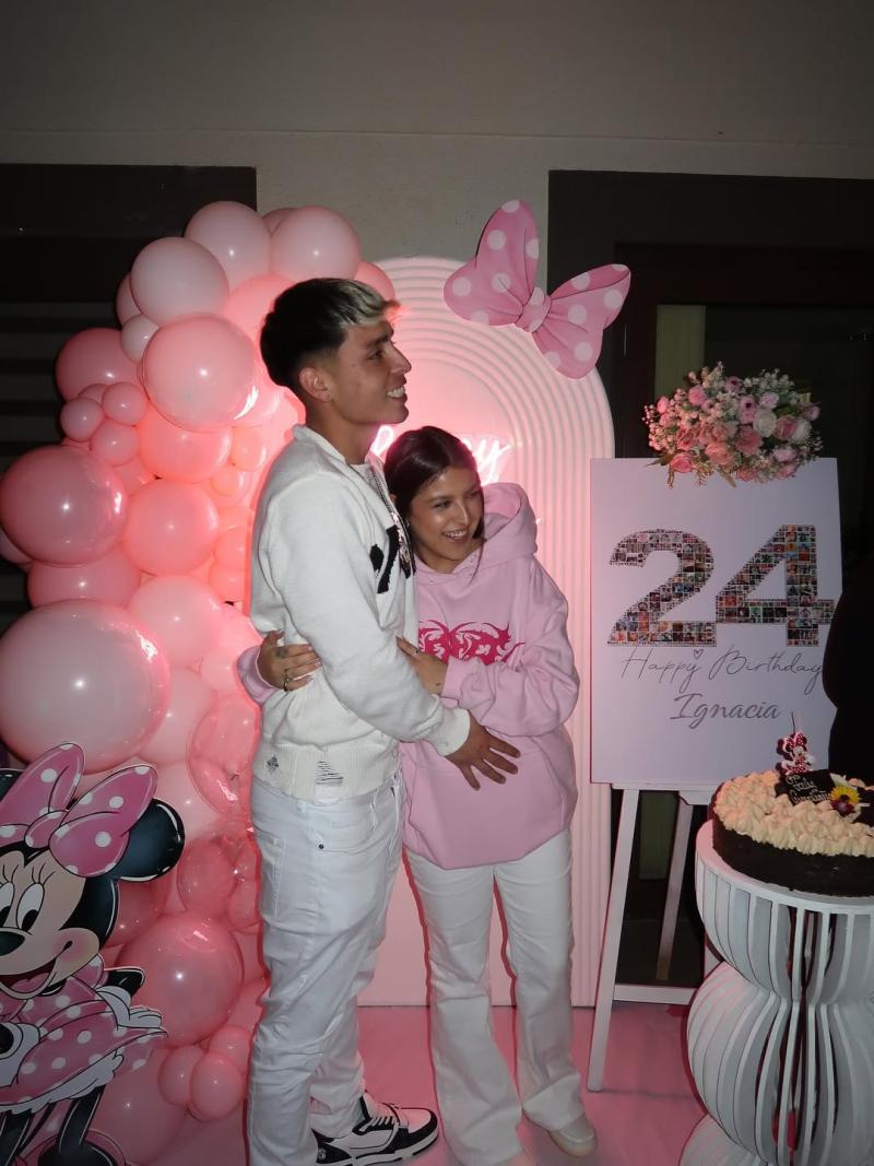 Ignacia Antonia junto a Aka 420 - Instagram