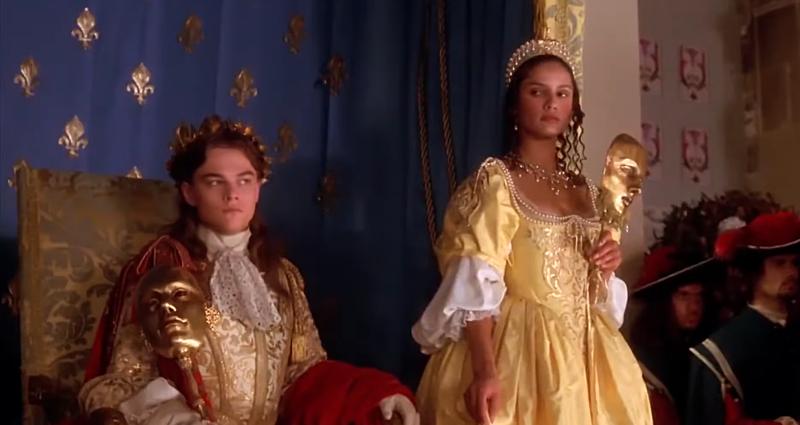 Leonardo DiCaprio y Leonor Varela en El Hombre de la Máscara de Hierro. Créditos: MGM YouTube