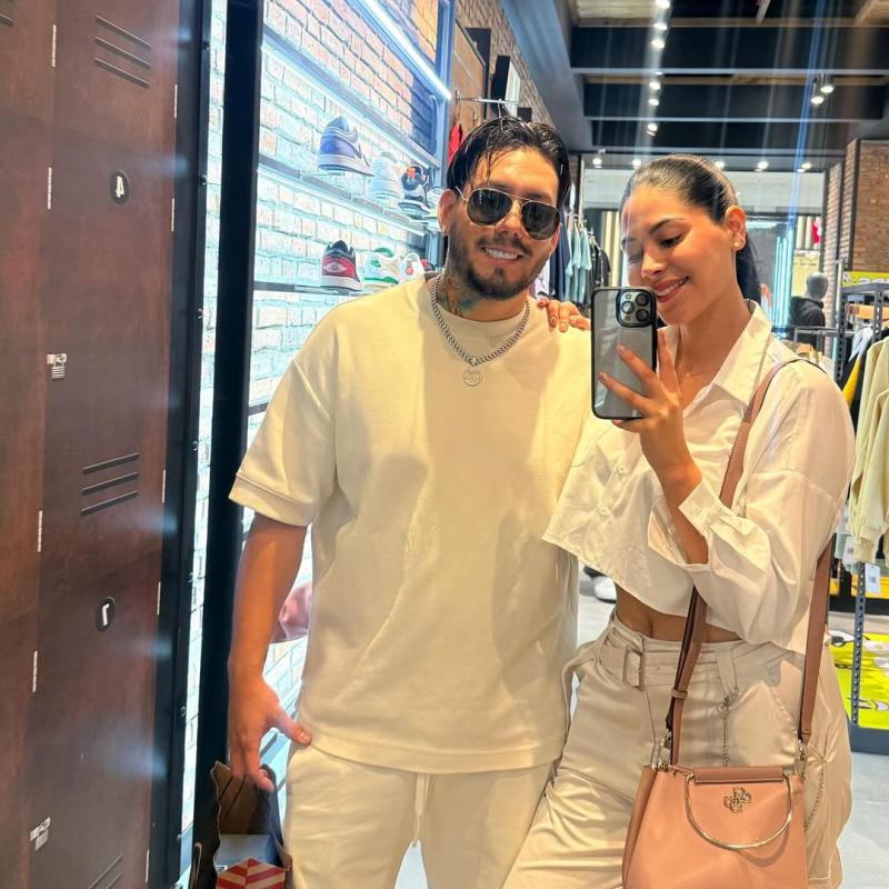 Dash y su actual pareja