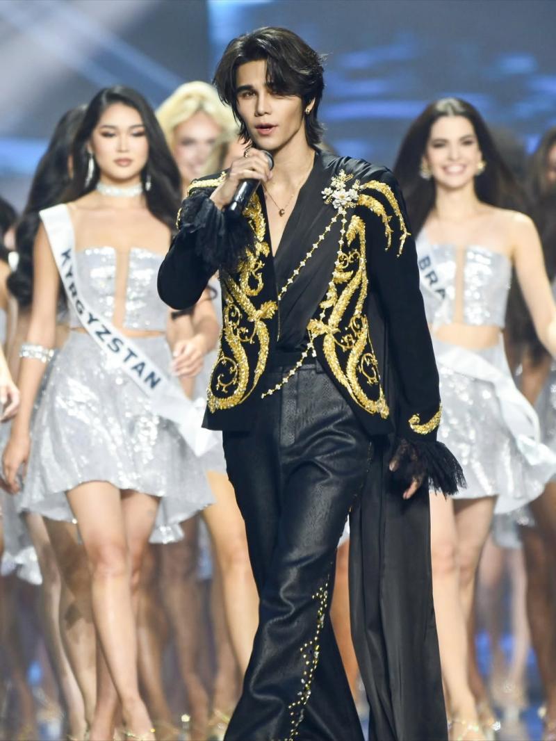 El artista tailandés Jeff Satur inauguró la gala final de Miss Universo 2025. Créditos: Instagram.