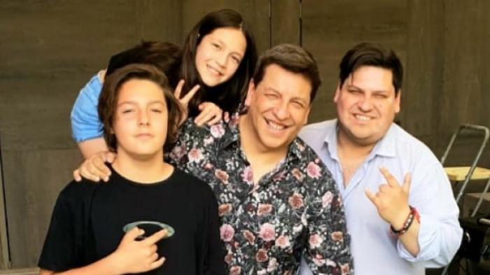 Julio César Rodríguez y sus hijos
