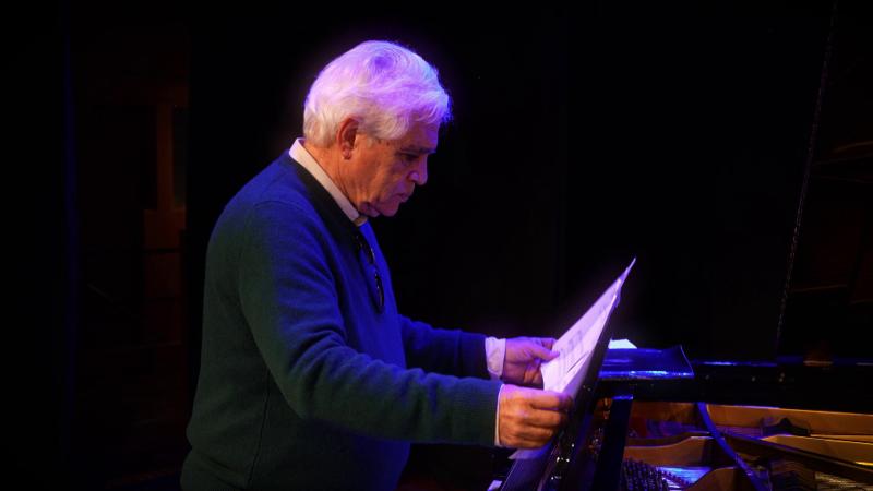 Pianista Roberto Bravo. Créditos: 13C