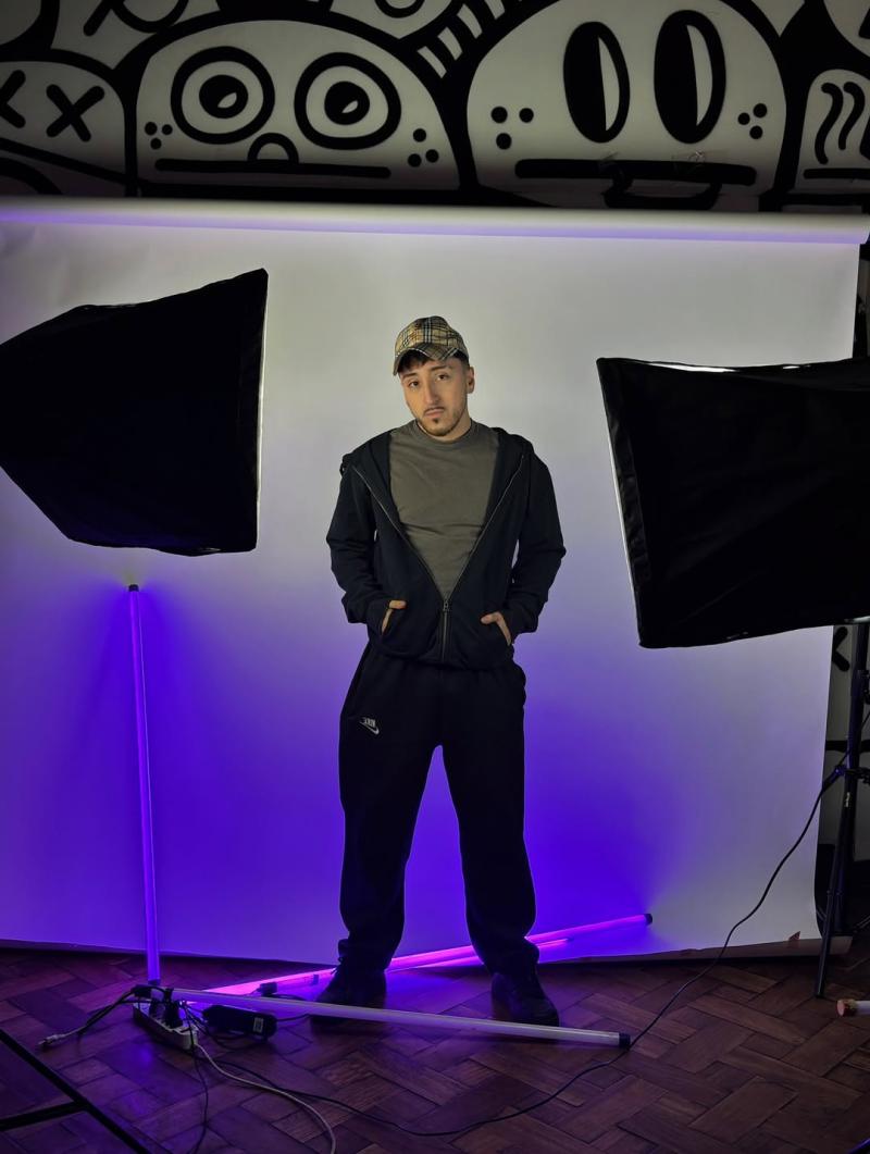 Influencer Bastián Romero fue agredido afuera de su edificio - Instagram