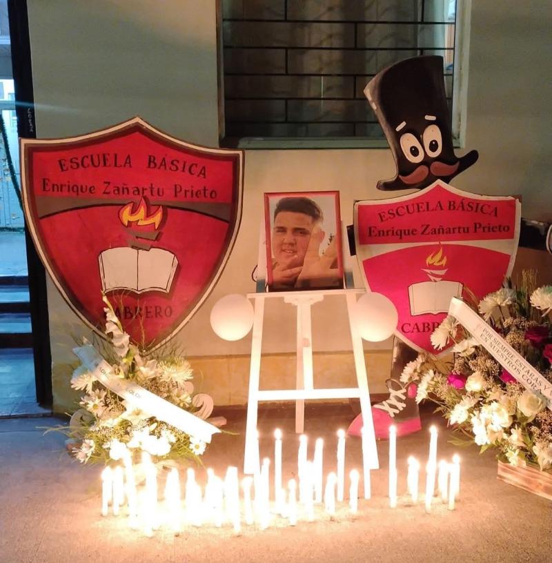 Velatón a adolescente asesinado en Cabrero.