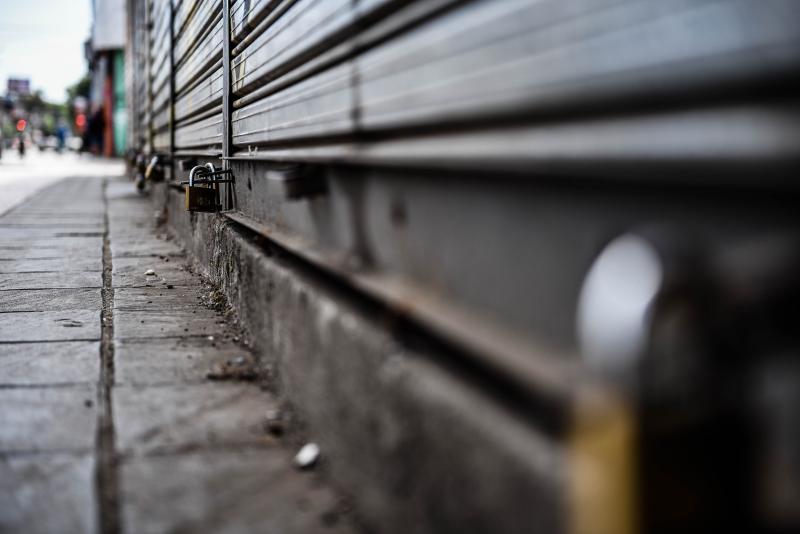 Revisa cómo fuincionará el comercio este jueves 1 de enero - Agencia Uno