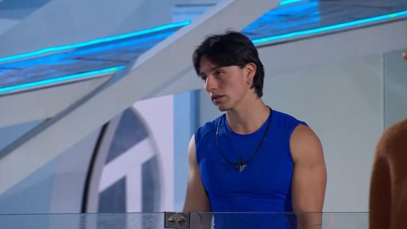 Alan Didier en Mundos Opuestos