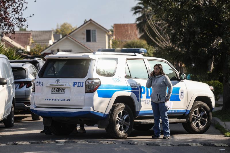 Triple homicidio en La Reina - Aton.