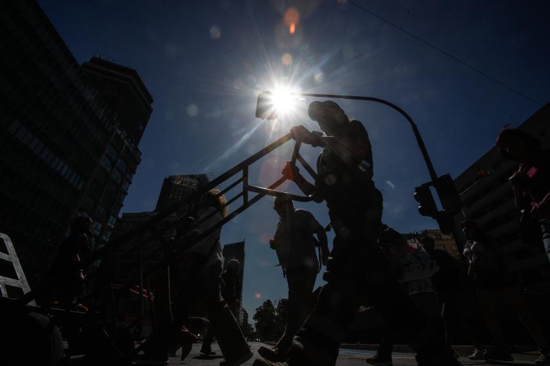Anuncian altas temperaturas para la región Metropolitana.