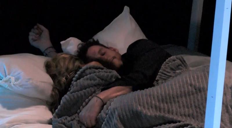 Evelyn Ortiz y Eyal Meyer en Mundos Opuestos