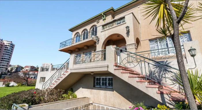 Casona Mark González y Maura Rivera | LUN