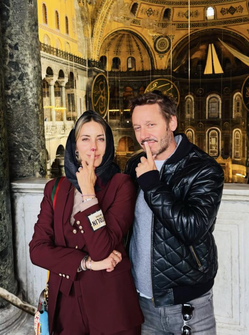 Benjamín Vicuña y Anita - Instagram.
