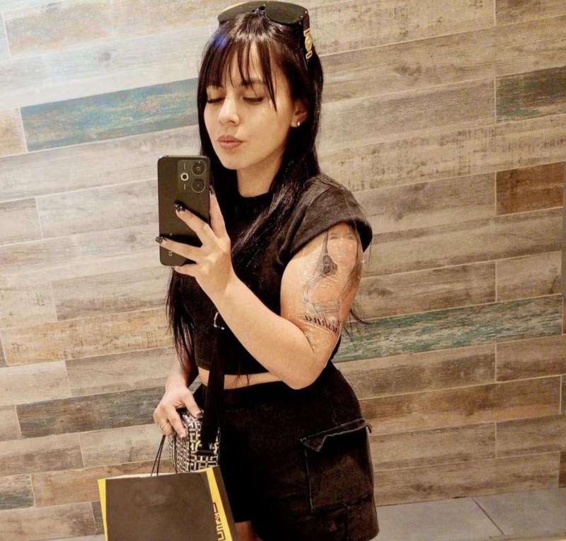 Cristal Aguilera, hermana de Krishna Aguilera.