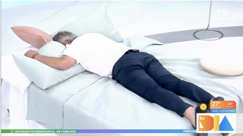 José Luis Repenning no se aguantó al ver una cama.