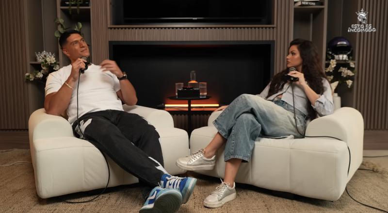 Sammis Reyes y Emilia Dides | YouTube