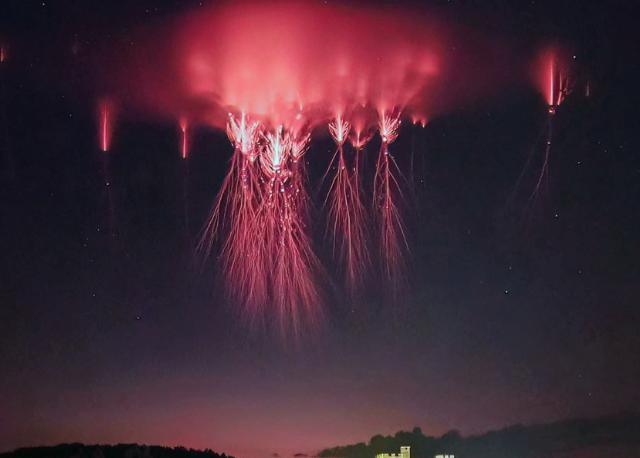 Duendes rojos - Instagram.