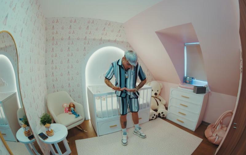 Aka 4:20 pareja de Igancia Antonia y su nueva canción | YouTube