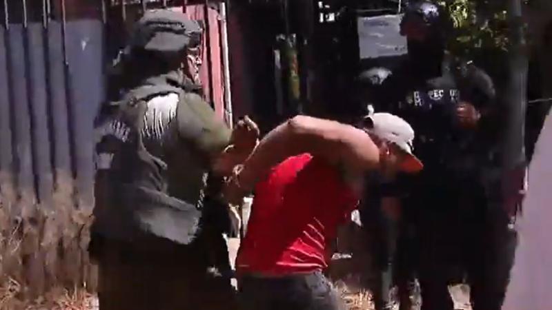 La detención en medio de demolición de narco búnker de "Guatón" Beltrán