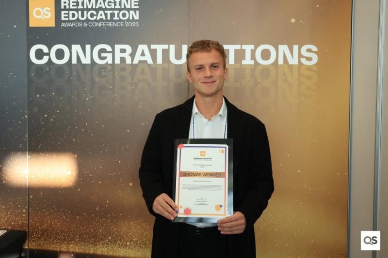 hijo de Diana Bolocco, Pedro Cisternas