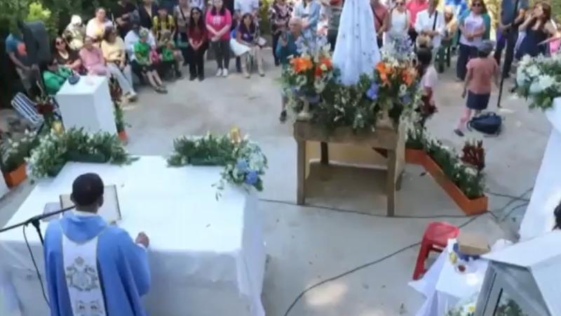 Falso sacerdote venezolano engaña a creyentes de Hualqui