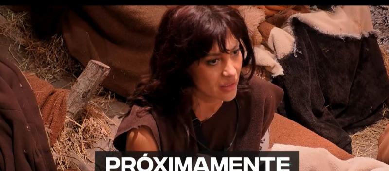 Karen Paola en Mundos Opuestos