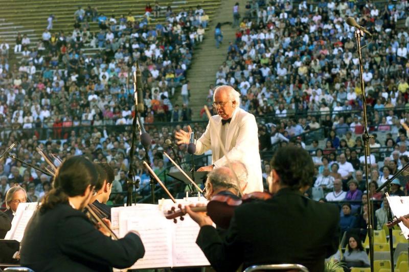 Imperdible: Orquesta de FOJI dirigida por Paolo Bortolameolli realizará dos conciertos gratuitos.
