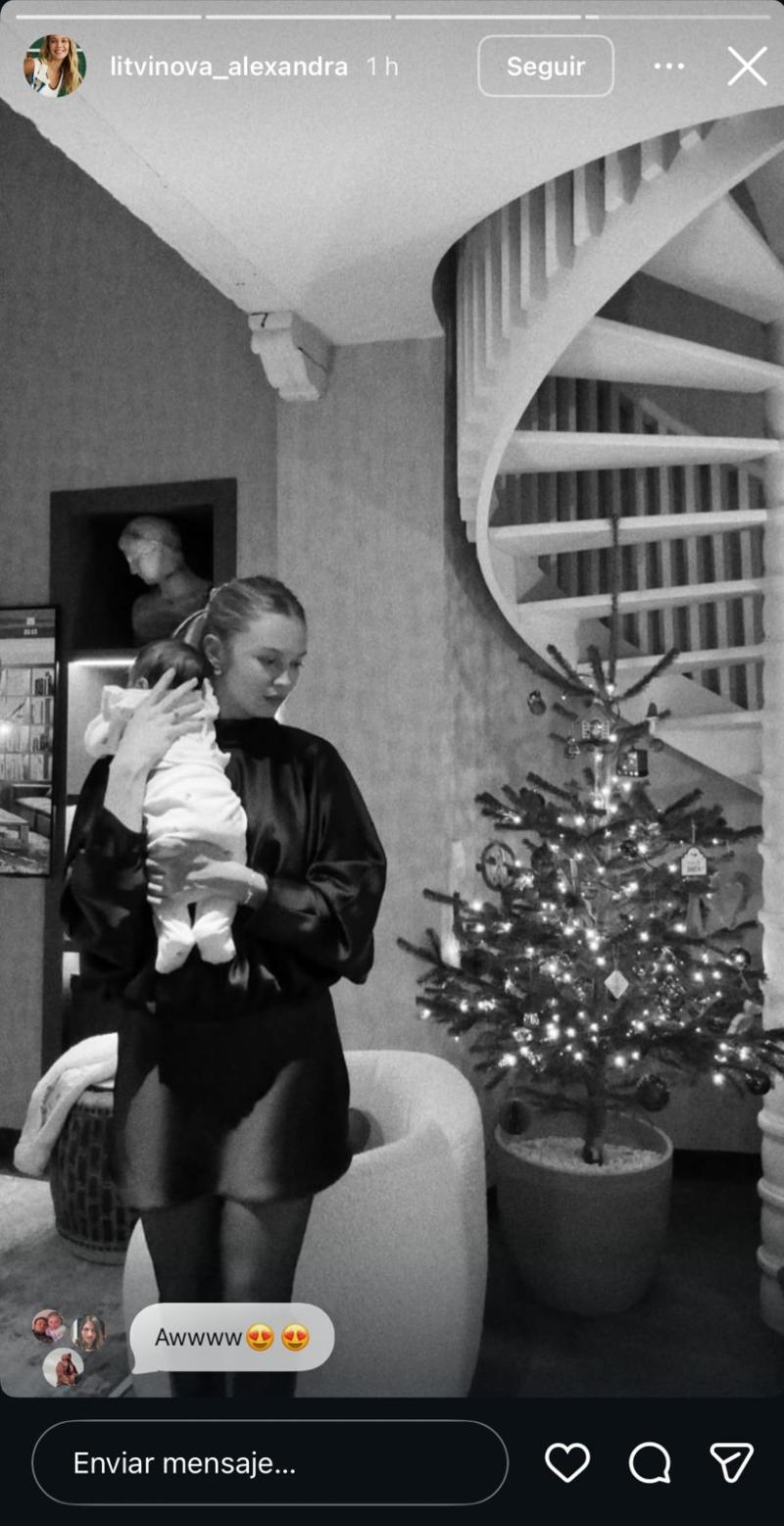 Alexandra Litvinova y su hija - Instagram