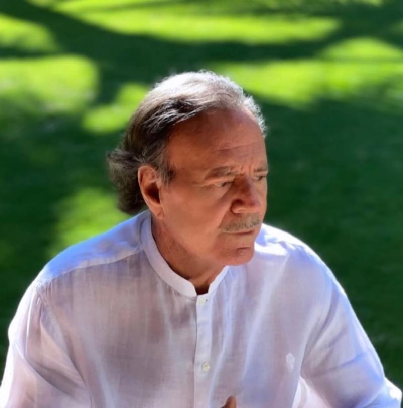 Julio Iglesias en el ojo del huracán - Instagram