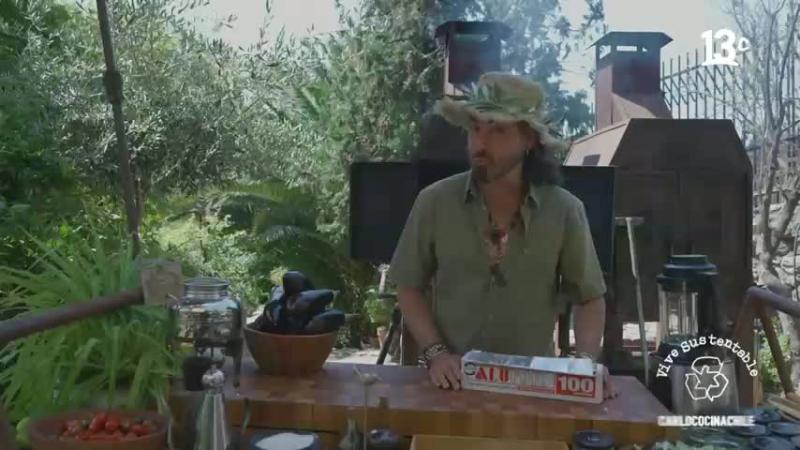 Carlo von Mühlenbrock nos enseña a preparar mayonesa de berenjena. Créditos: 13C