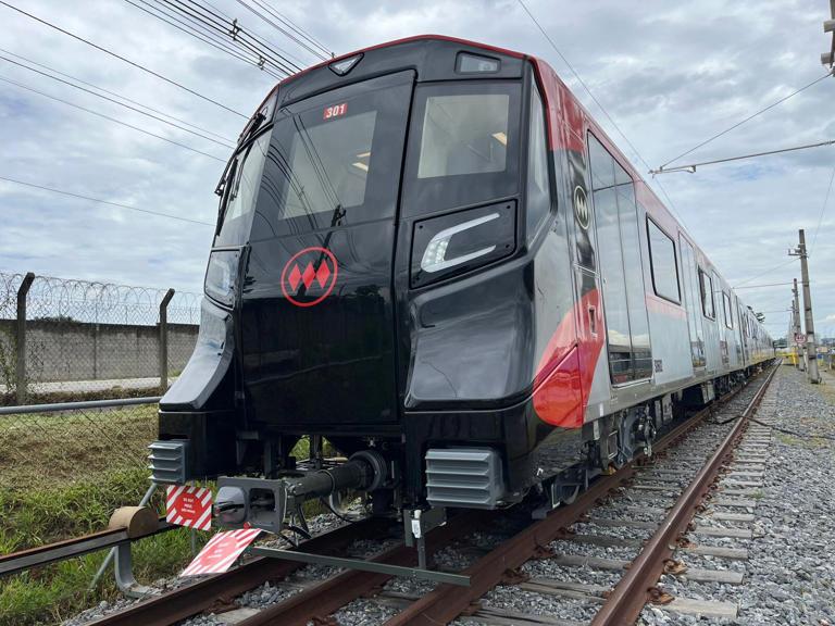 Metro presentó el AS-22, el primer tren terminado de la Línea 7