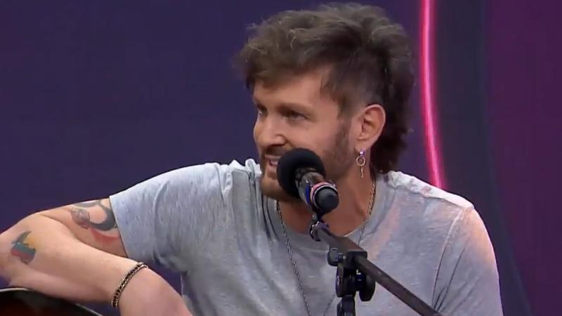 Axel recuerda a Felipe Camiroaga en "¡Hay que decirlo!"