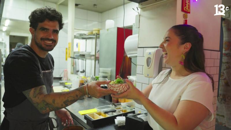 Benjamín Nast y Cami Chef en "Probando el Barrio". Créditos: Canal 13