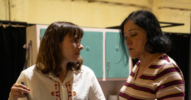 La actriz Catalina Saavedra en la obra "Cautivo (Lado a)" / Créditos: Instagram @estoypuntocl