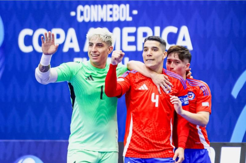 Chile debutó en la Copa América Futsal con una goleada 4 a 0 ante Bolivia