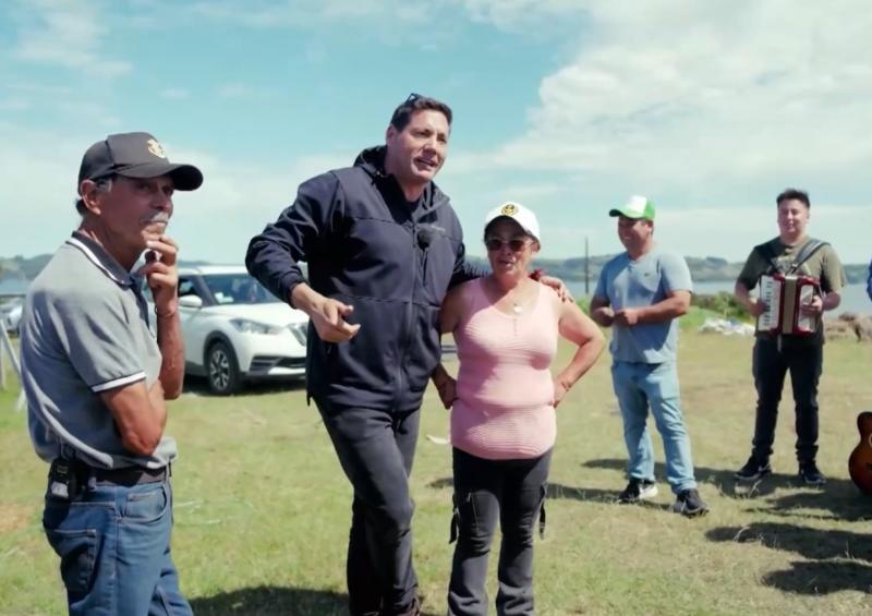 La pedida de matrimonio presenciada por Pancho Saavedra