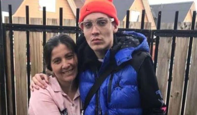 Marcianeke y su mamá Yasna Muñoz | Instagram