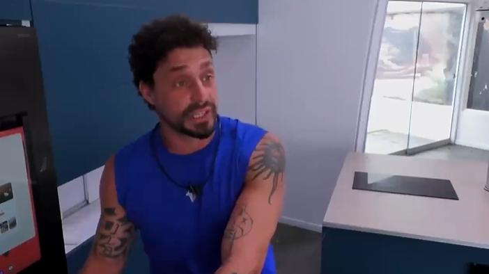 Joche Bibbó en Mundos Opuestos