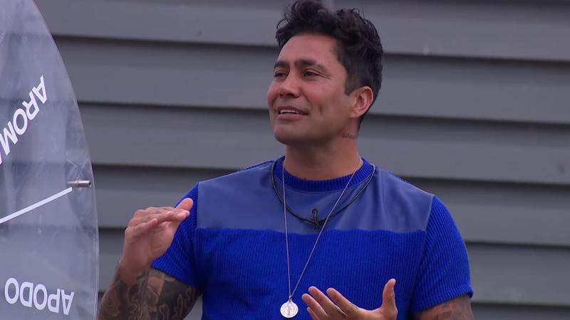 Luis Jiménez en Mundos Opuestos