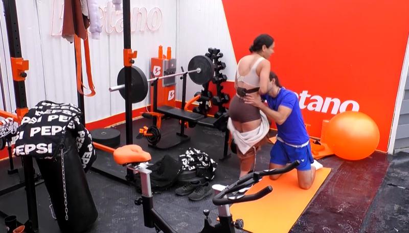 Mario Ortega y Vanessa Santos en Mundos Opuestos