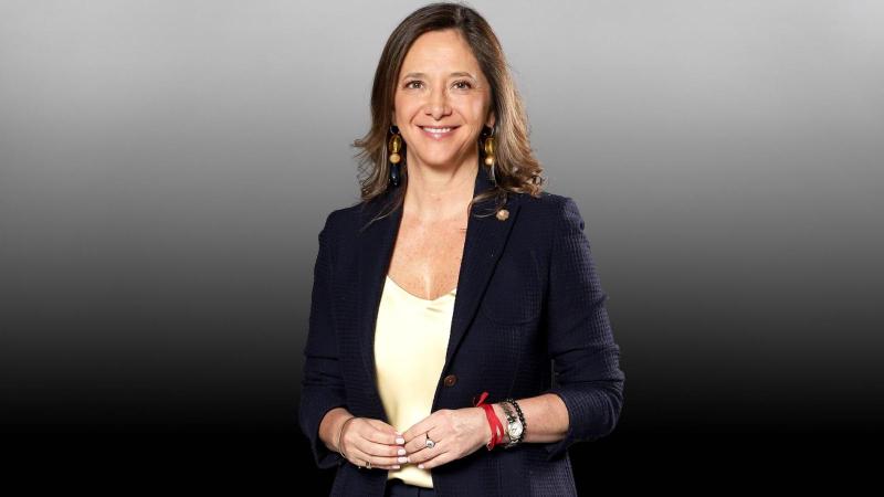 Mónica Pérez da en el salto en Teletrece.