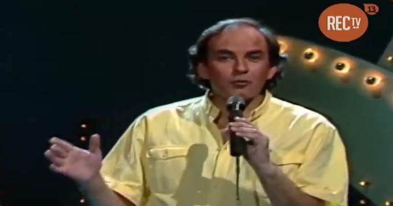 El cantante nacional Osvaldo Díaz en el programa Sábados Gigantes, 1988