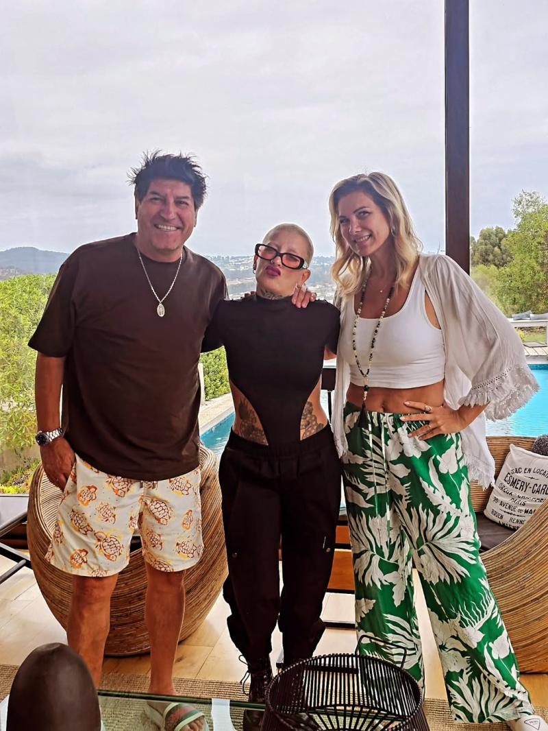 Iván Zamorano y María Alberó junto a Furia Scaglione - Redes Sociales