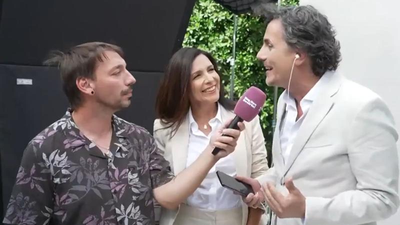 Sergio Lagos y Karla Constant, animadores del próximo reality del 13